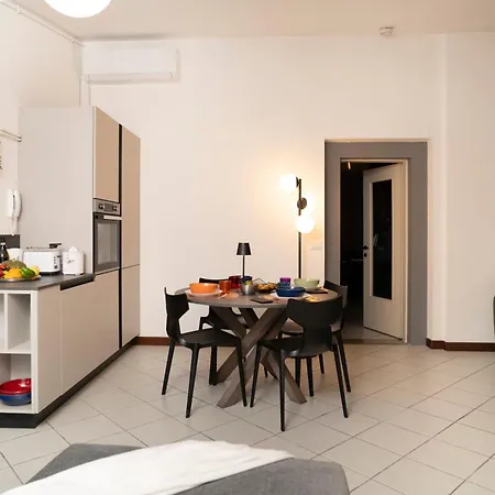 Appartement Interno3 Design Garage & Mxp